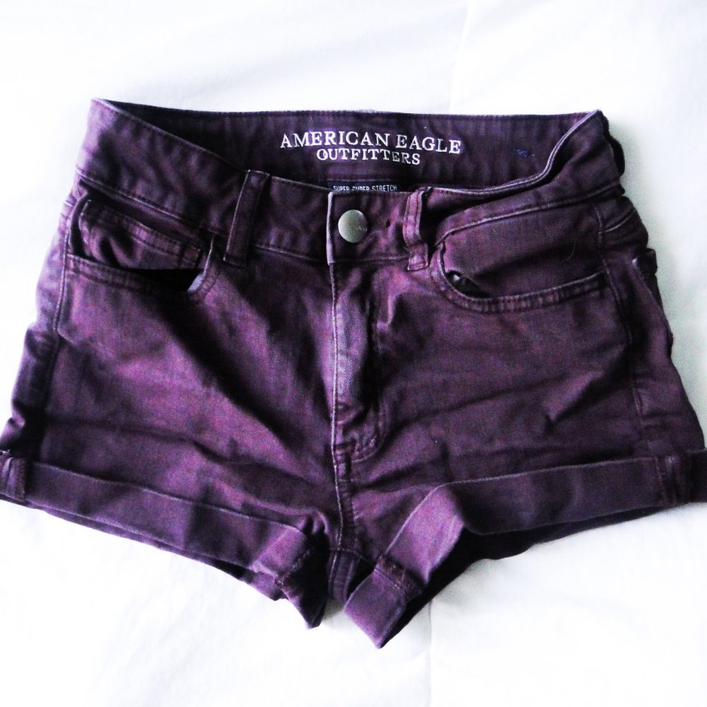 American Eagle burgundy denim shorts